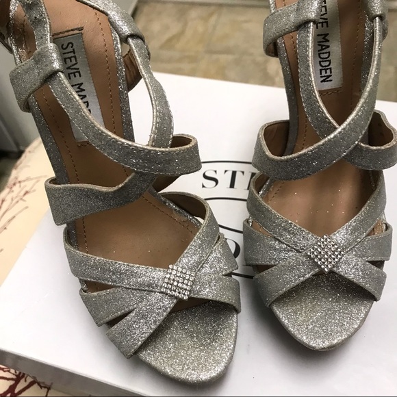 Steve Madden Uptown Silver Glitter Platform Sandals 5.5 Worn Once - Picture 3 of 16